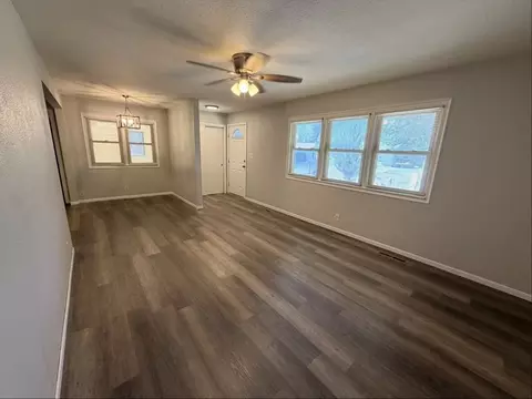 1608 George St #A, Garden City, KS 67846