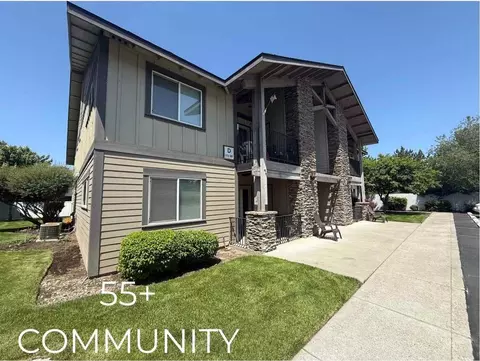 227 NW Greenwood Ave, Redmond, OR 97756