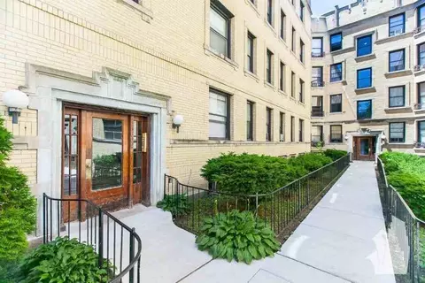4600 N Beacon St #4600-1A, Chicago, IL 60640