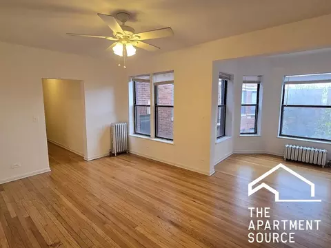 7726 N Marshfield Ave #3A, Chicago, IL 60626