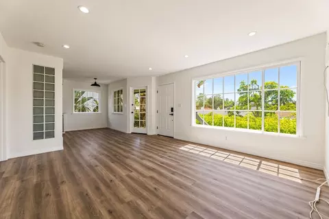 801 S Burnside Ave #1, Los Angeles, CA 90036