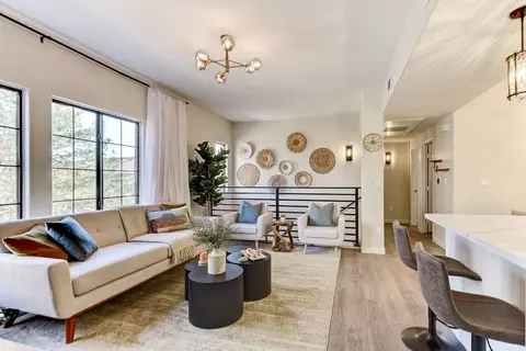 2071 Hussium Hills St #207, Las Vegas, NV 89108
