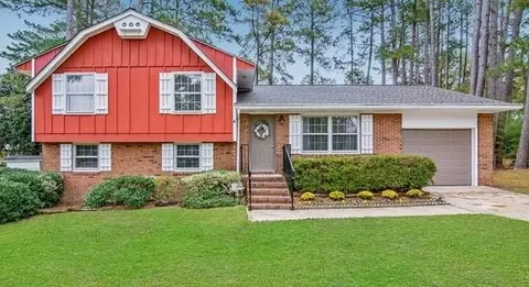 1712 Scampton Dr #NA, Fayetteville, NC 28303