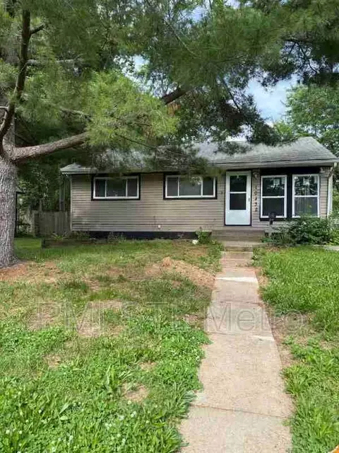 10432 Balmoral Dr, Glasgow Village, MO 63137