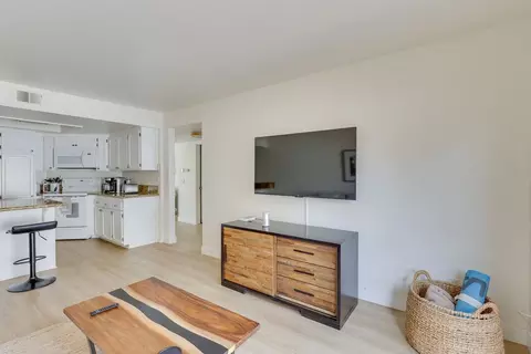 6910 Peach Tree Rd #1546353P, Carlsbad, CA 92011