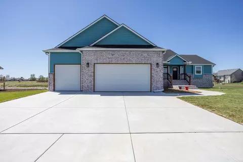 459 Stoney Creek St #1, Clearwater, KS 67026