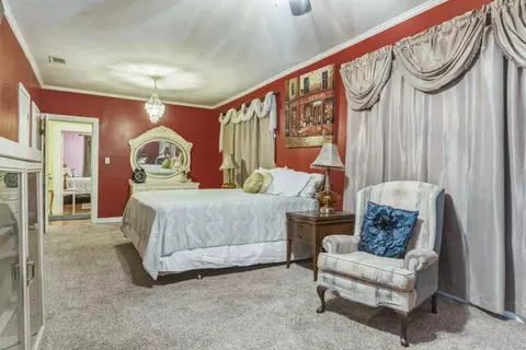 412 Pinehill Dr, Mobile, AL 36606