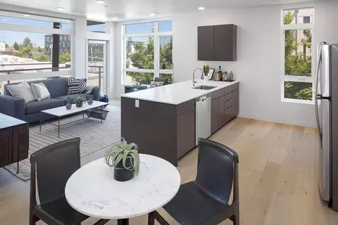 3956 N Vancouver Ave, Portland, OR 97227
