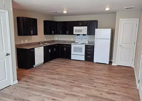 119 Vicki Lynn Dr, Warner Robins, GA 31093