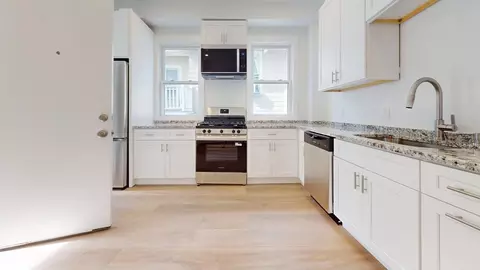 10 Bigelow St #2, Boston, MA 02135