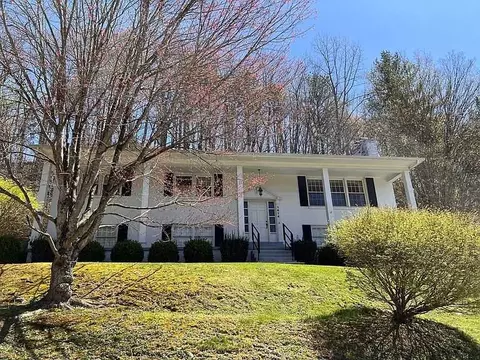 1414 Mount Vernon Rd, Charleston, WV 25314