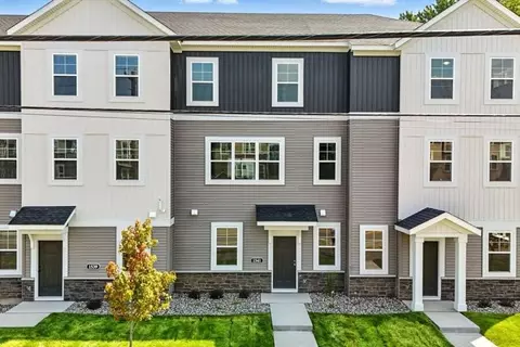 1541 Traverse Ln, Saint Paul, MN 55118