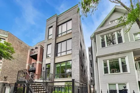 3740 N Clifton Ave, Chicago, IL 60613