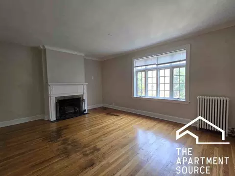 1107 Lake St #3S, Chicago, IL 60201