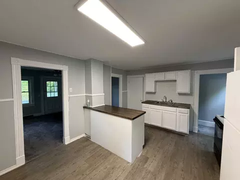 185 Rt-163, Uncasville, CT 06382