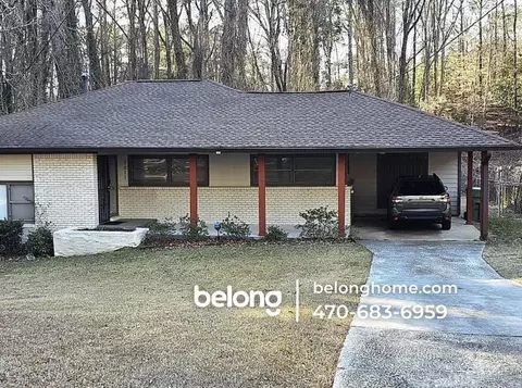 2511 Susan Ln SW, Atlanta, GA 30331