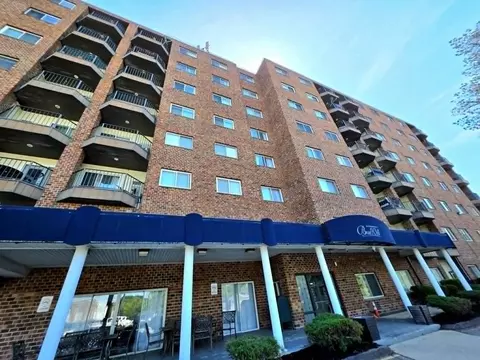 230 Willard St #407, Quincy, MA 02169