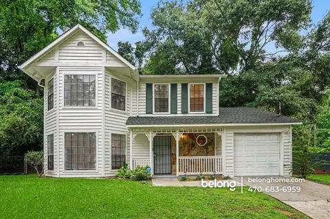 1652 Downs Xing, Stone Mountain, GA 30088