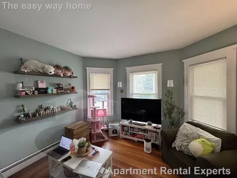 1027 Broadway, Somerville, MA 02144