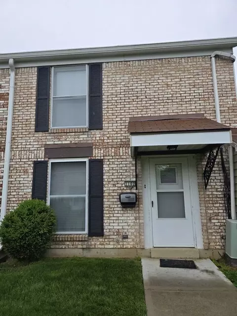 1102 Charleston Ct #1102, Fairborn, OH 45324