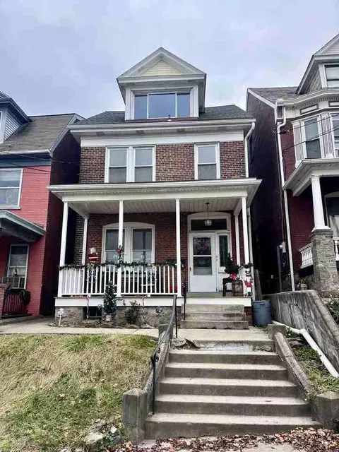 214 N 7th St #2, Easton, PA 18042