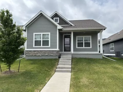 5544 S Prairie View Dr #NA, West Des Moines, IA 50266