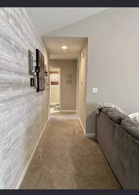 105 Snow Peak Ct, Columbia, MO 65202