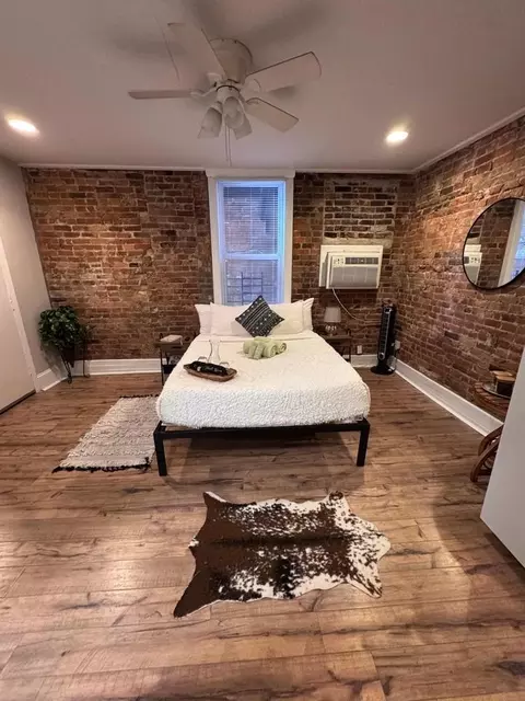 18 Buttles Ave #1544272P, Columbus, OH 43215