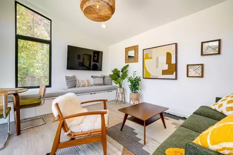 510 Iris St #1545982P, Redwood City, CA 94062