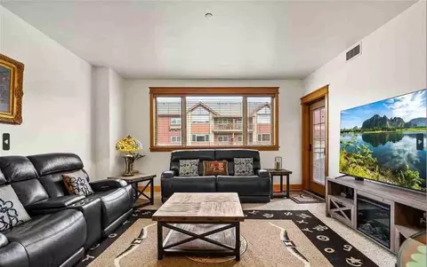 2050 N Main St #1542967P, Coeur D'alene, ID 83814