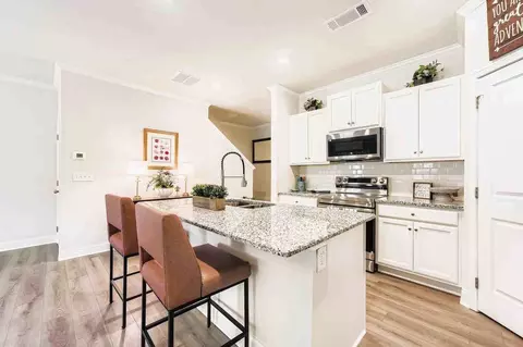 113 Basswood Ln, Auburn, GA 30011