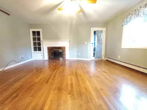 7 Restmere Ter #A, Middletown, RI 02842