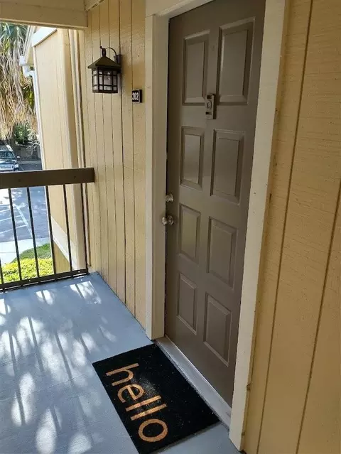 13385 Arbor Pointe Cir #202, Tampa, FL 33617