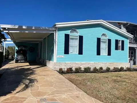 4851 W Gandy Blvd Canal 5, Tampa, FL 33611