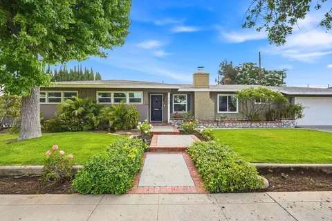 345 N Shattuck Pl, Orange, CA 92866