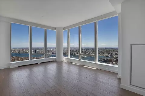 252 South St, New York, NY 10002