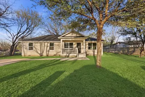 121 Elder St, Waxahachie, TX 75165