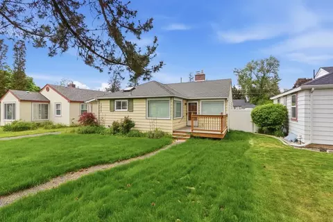 1017 E 40th Ave, Spokane, WA 99203