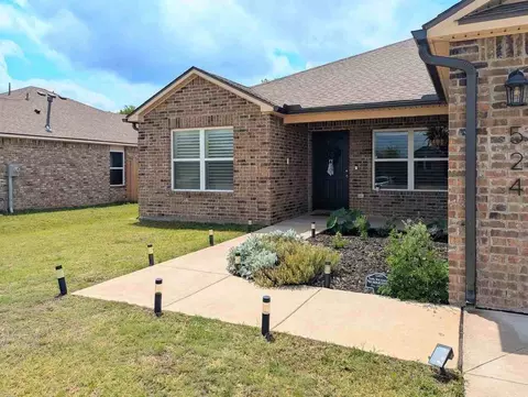 524 SE 7th Pl, Newcastle, OK 73065