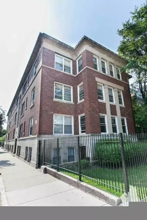 4450 N Sheridan Rd #4450-1, Chicago, IL 60640