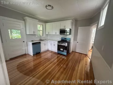 427 Broadway #3, Cambridge, MA 02138