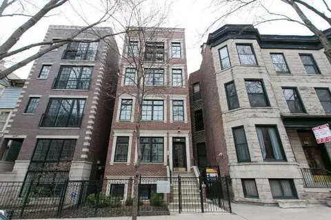 831 W Buckingham Pl #2, Chicago, IL 60657