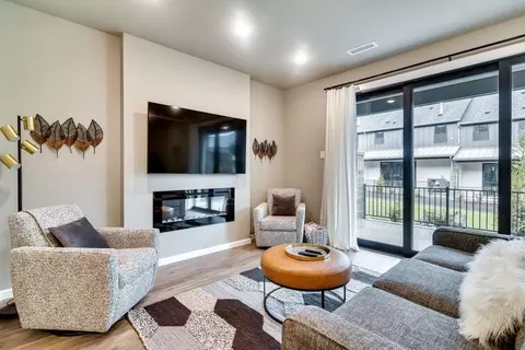 6816 NE 131st Way #1546002P, Barberton, WA 98686