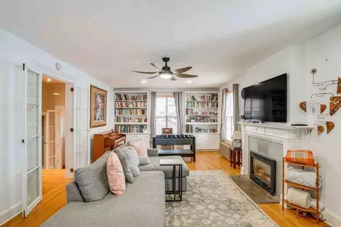 136 Pomeroy Ave #1545904P, Pittsfield, MA 01201