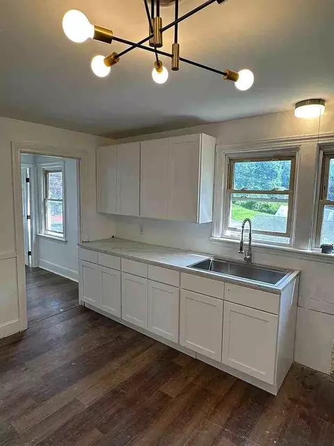 417 N Walnut St #2, Waterbury, CT 06704