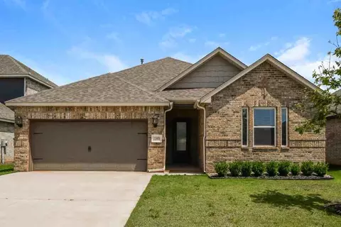11909 SW 30th St, Yukon, OK 73099