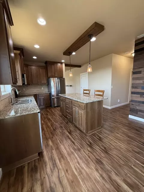 1411 W E Pl #NA, La Center, WA 98629