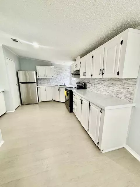 218 Diamond Acres Rd #HOME, Davenport, FL 33837