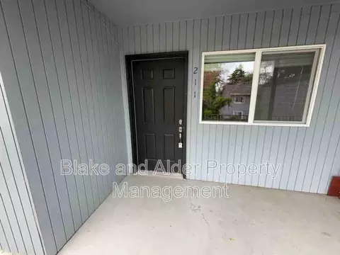 5950 SW Hall Blvd #211, Beaverton, OR 97005