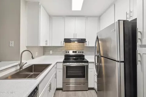 1620 W Southern Ave #B1, Mesa, AZ 85202